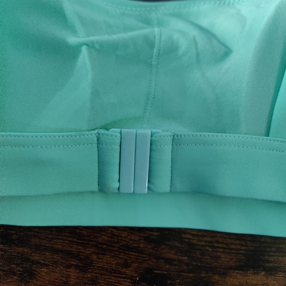 Gymshark Bathing Suit Top - Picture 3 of 5